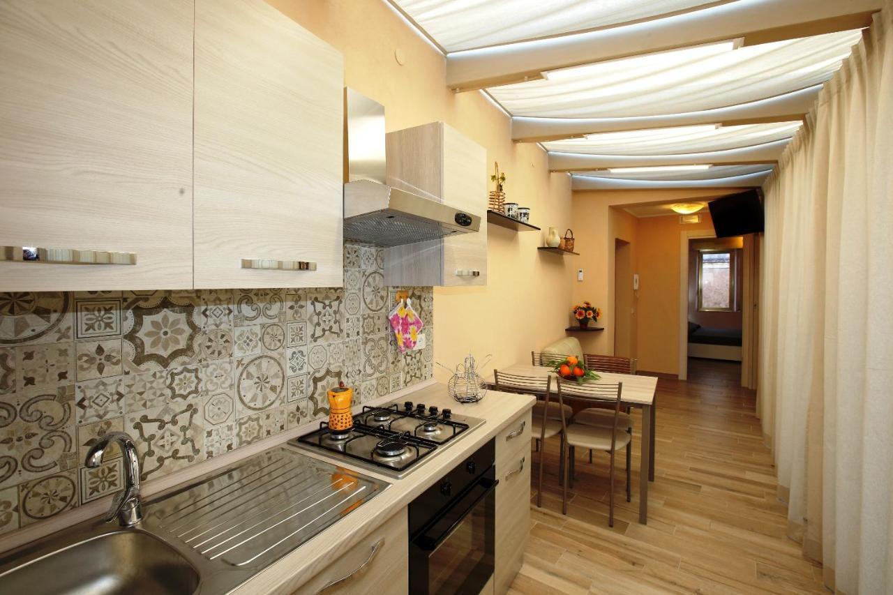 Re Sole Case Vacanze - Esclusivo Attico M A R T E Con Spaziosissima Terrazza Solarium Attrezzata Авола Екстериор снимка