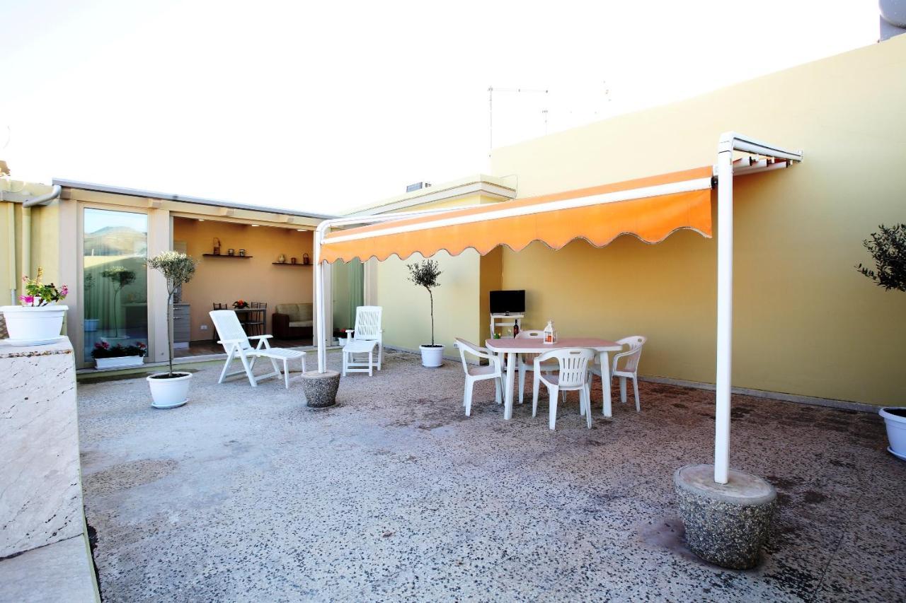 Re Sole Case Vacanze - Esclusivo Attico M A R T E Con Spaziosissima Terrazza Solarium Attrezzata Авола Екстериор снимка