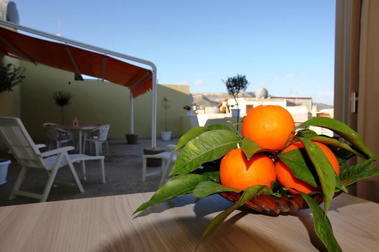 Re Sole Case Vacanze - Esclusivo Attico M A R T E Con Spaziosissima Terrazza Solarium Attrezzata Авола Екстериор снимка