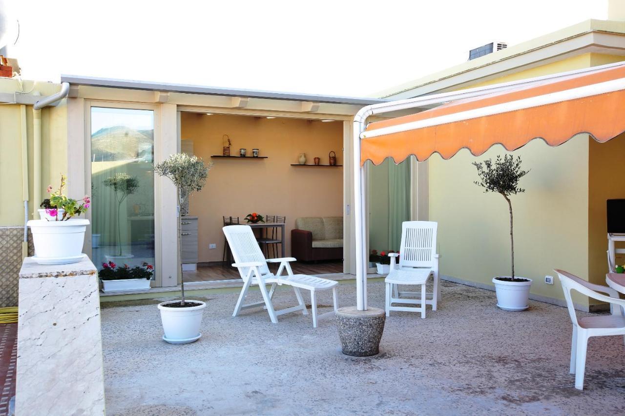 Re Sole Case Vacanze - Esclusivo Attico M A R T E Con Spaziosissima Terrazza Solarium Attrezzata Авола Екстериор снимка